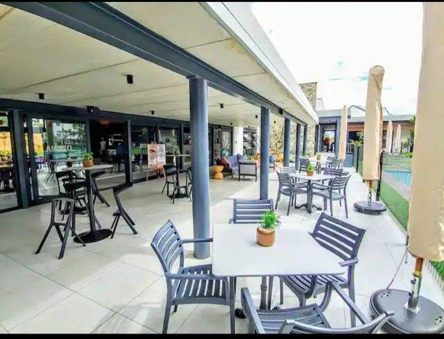 1 BEDROOM APARTMENT FOR SALE IN CROWTHORNE AH